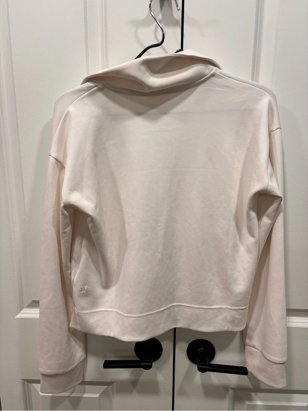 Athleta Seasoft Quarter Zip in Magnolia White -XS
